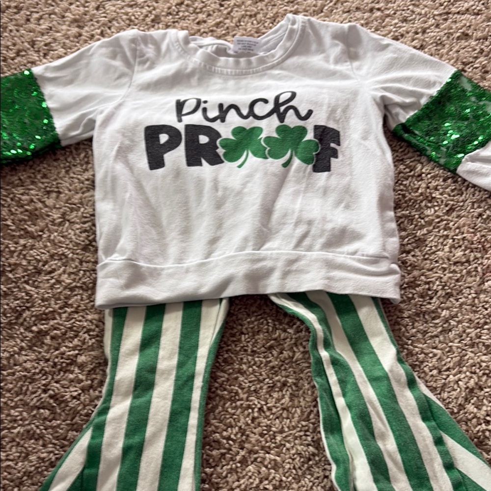 Pinch Matching Set White and Green St. Patrick's Day